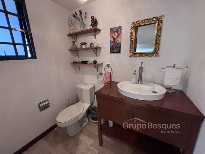 Casa en Venta o Renta en Lomas de la Herradura, calle cerrada