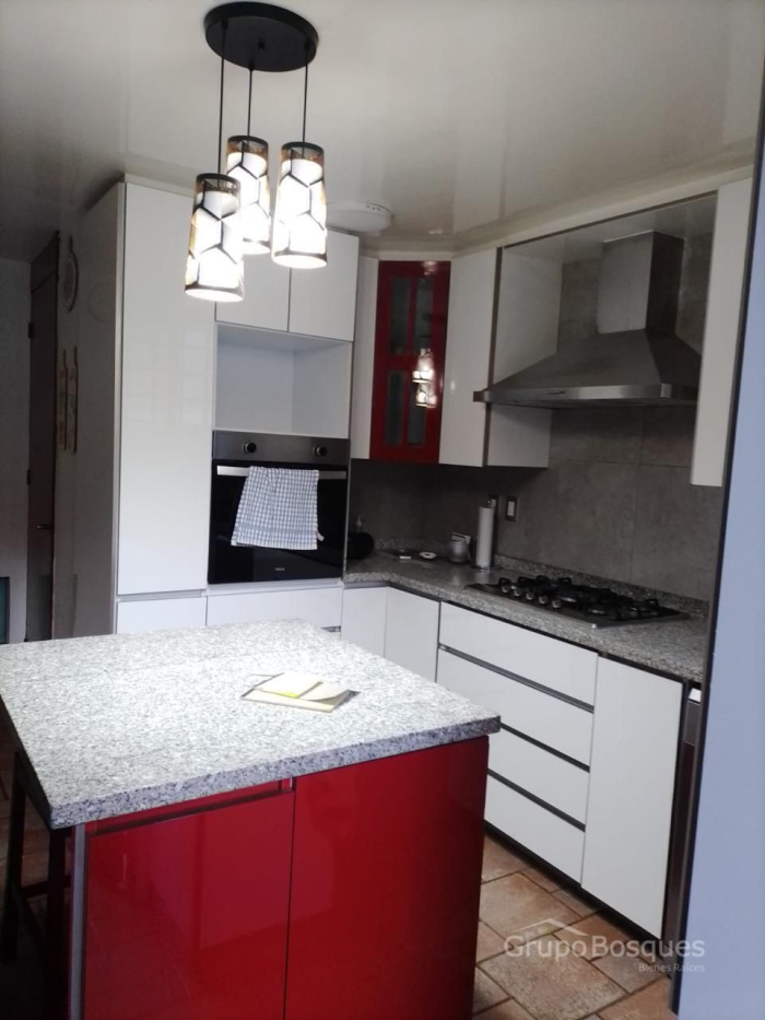 Casa en Venta o Renta en Lomas de la Herradura, calle cerrada