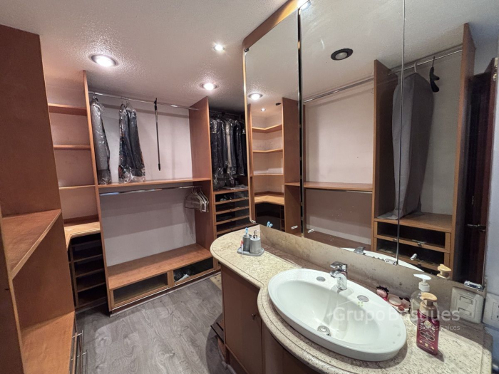 Casa en Venta o Renta en Lomas de la Herradura, calle cerrada