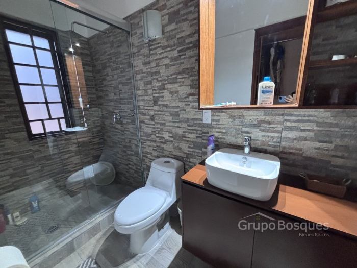 Casa en Venta o Renta en Lomas de la Herradura, calle cerrada