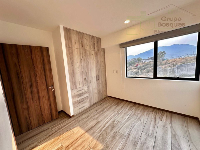 departamento en renta en torre morat bosque real.