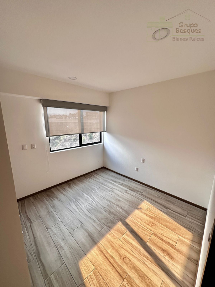 departamento en renta en torre morat bosque real.