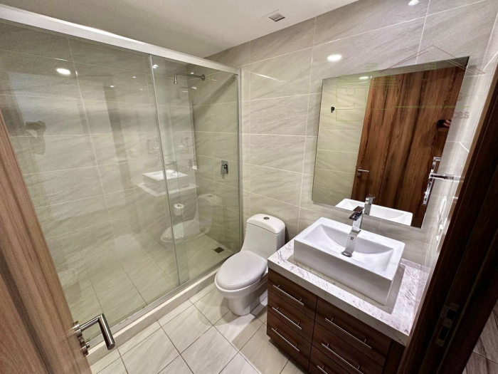 departamento en renta en torre morat bosque real.