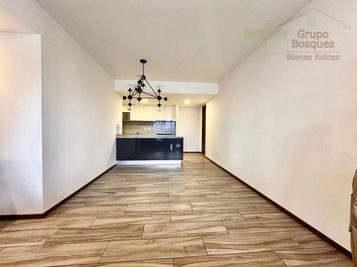 departamento en renta en torre morat bosque real.