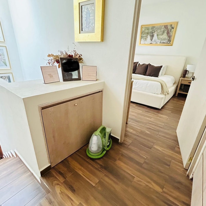 SE VENDE CASA EN BOSQUE REAL CON JARDIN Y PERGOLA