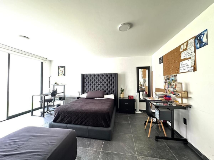 Residencia de Lujo en Venta �?? Bosque Esmeralda, Privada Residencial Horizonte