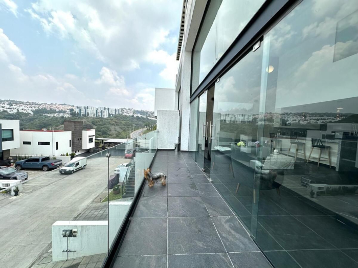 Residencia de Lujo en Venta �?? Bosque Esmeralda, Privada Residencial Horizonte