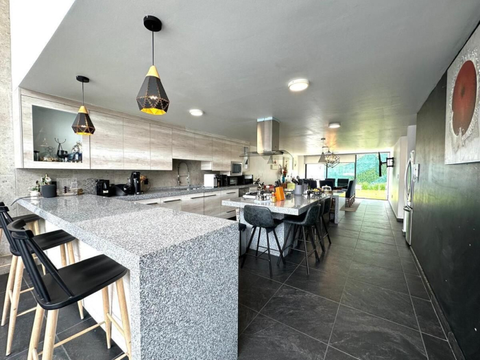 Magnífica Residencia en Venta en Bosque Esmeralda �?? Residencial Horizonte