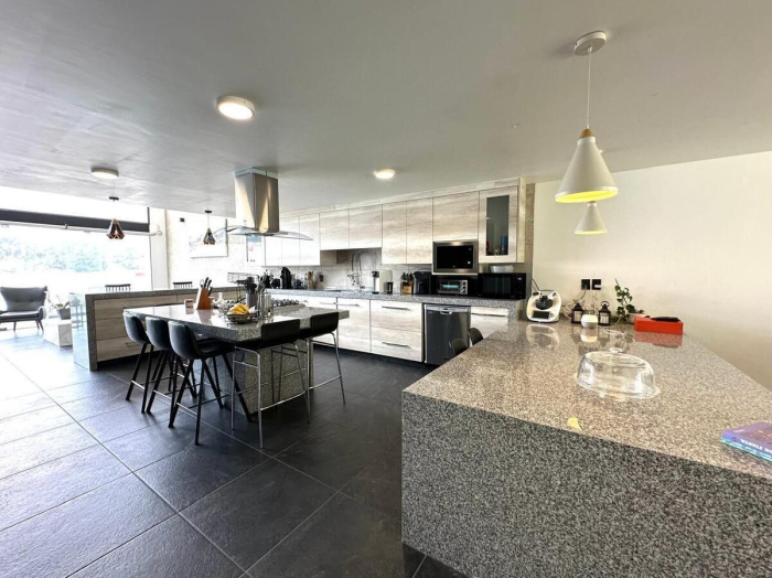 Magnífica Residencia en Venta en Bosque Esmeralda �?? Residencial Horizonte