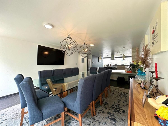 Magnífica Residencia en Venta en Bosque Esmeralda �?? Residencial Horizonte