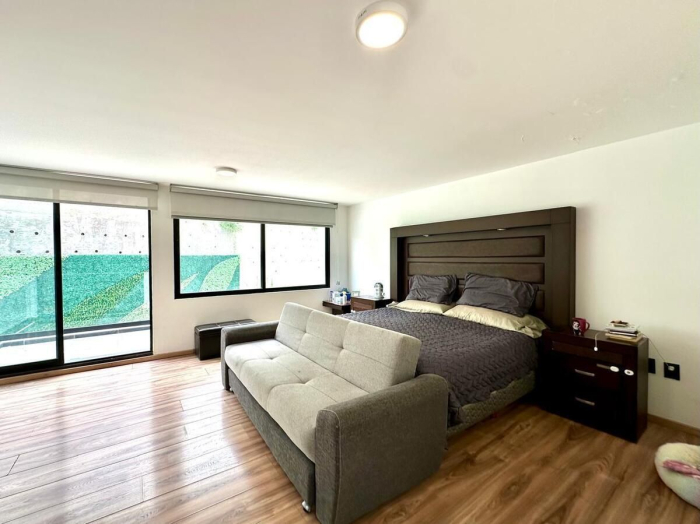 Magnífica Residencia en Venta en Bosque Esmeralda �?? Residencial Horizonte
