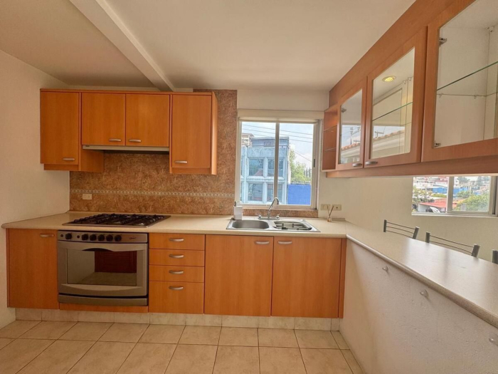 amplio y funcional departamento listo para habitar – ideal para familias