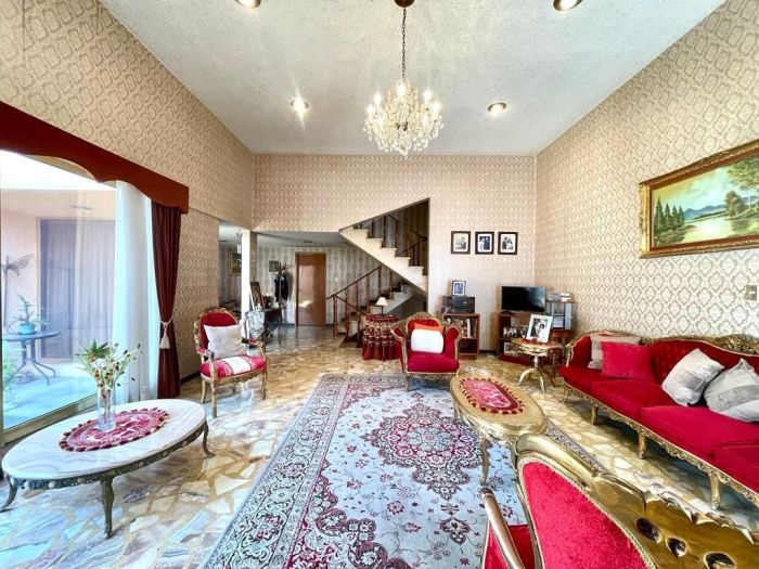 Magnifica casa a la venta en Héroes de la Revolución