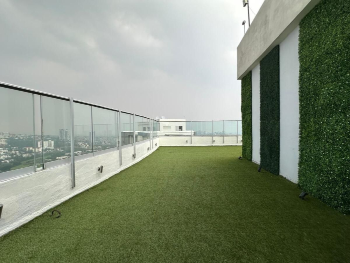 Penthouse de Ensueño en El Ducal �?? Vista Panorámica y Diseño Moderno