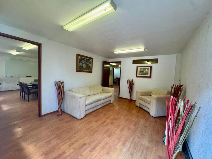 Departamento Ideal para Oficina �?? Ubicación y Excelente Precio