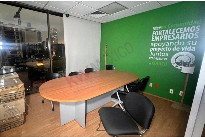 Oficinas en Paseo de la Reforma Cerca del Angel