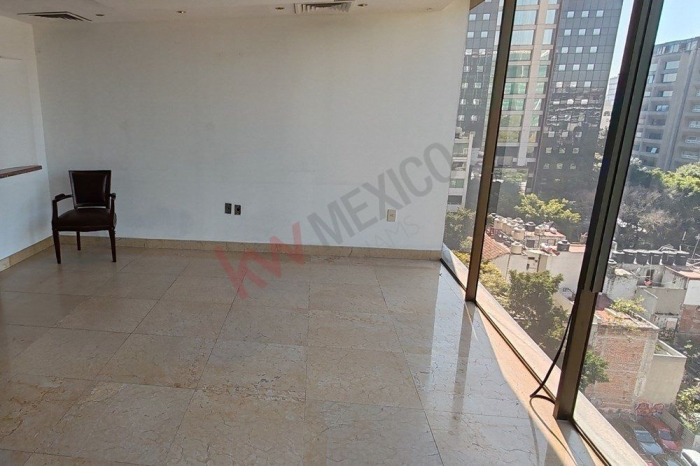 Oficinas en Paseo de la Reforma Cerca del Angel