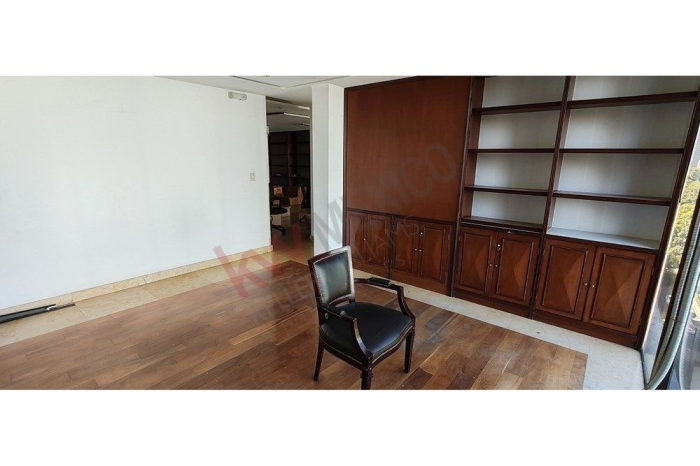 Oficinas en Paseo de la Reforma Cerca del Angel