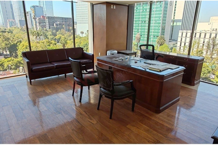 Oficinas en Paseo de la Reforma Cerca del Angel
