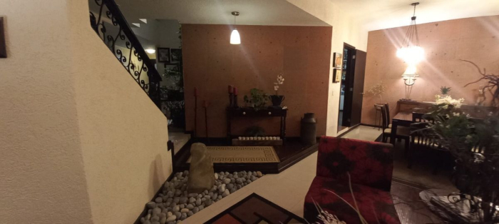 CASA EN VENTA EN INTERLOMAS