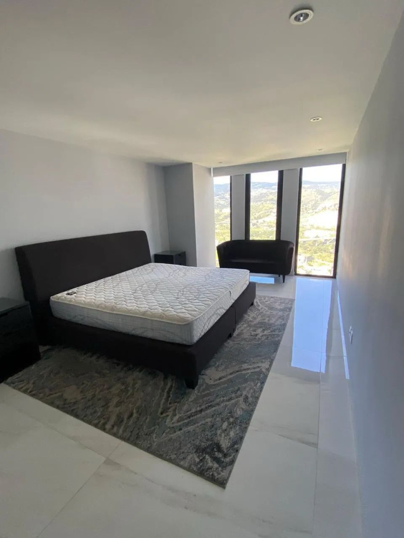 Departamento En Renta En Bosque Real