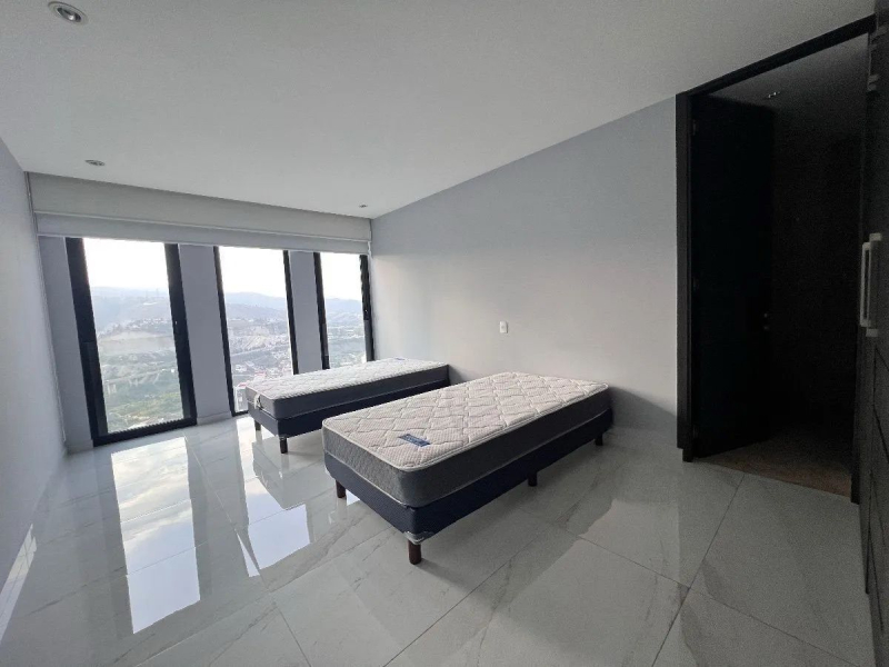 Departamento En Renta En Bosque Real
