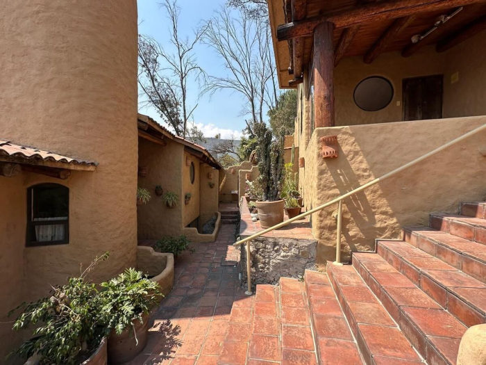 Tu nuevo hogar con encanto único en Vistas del Valle