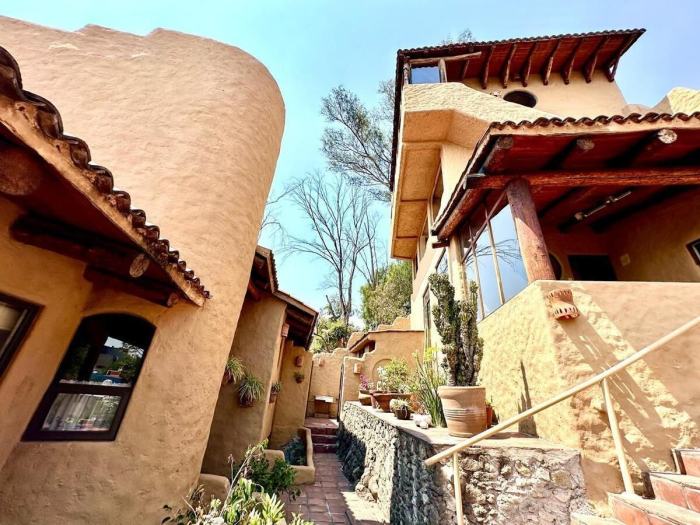Tu nuevo hogar con encanto único en Vistas del Valle
