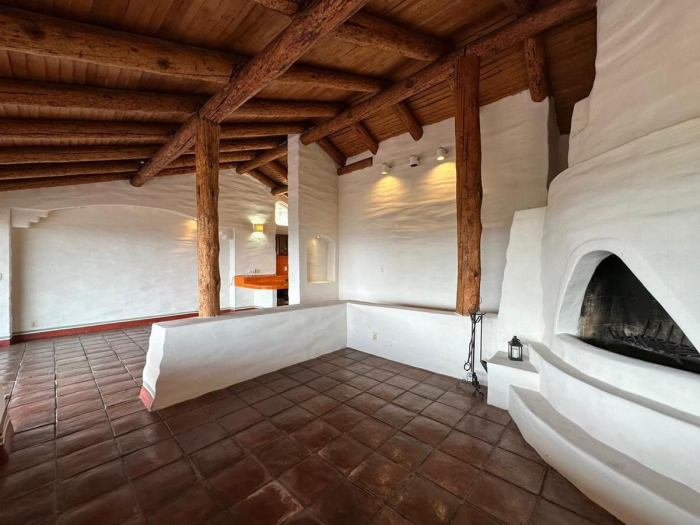 Tu nuevo hogar con encanto único en Vistas del Valle