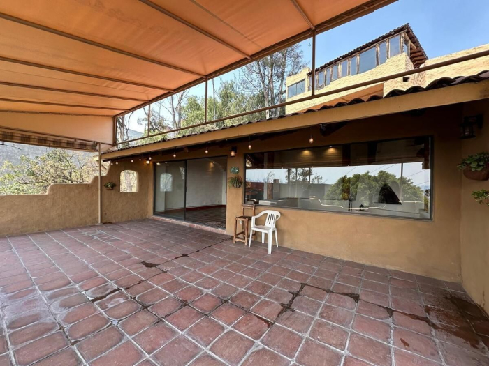 Tu nuevo hogar con encanto único en Vistas del Valle