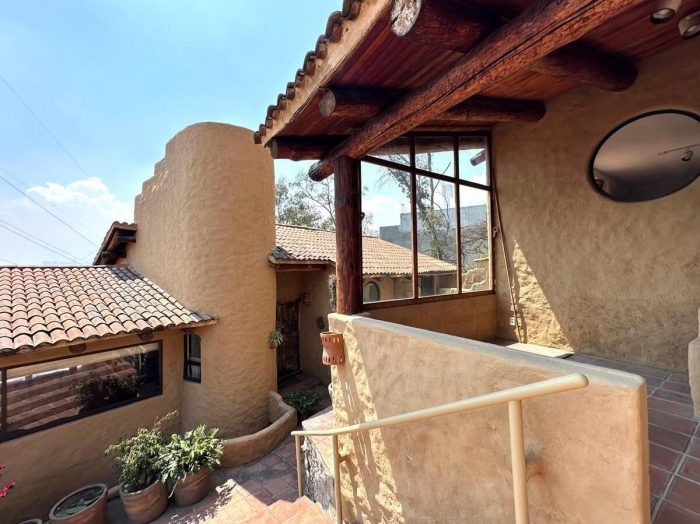 Tu nuevo hogar con encanto único en Vistas del Valle