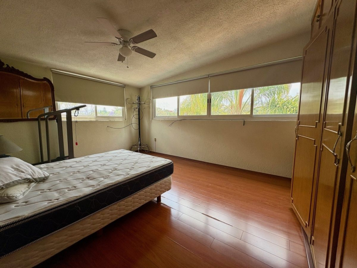 Casa en venta en Lomas del Huizachal, entre la Herradura y Conscripto