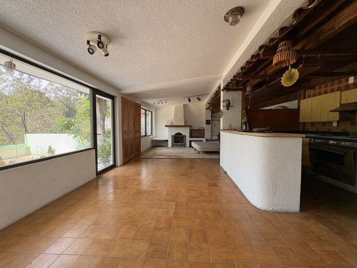 Casa en venta en Lomas del Huizachal, entre la Herradura y Conscripto