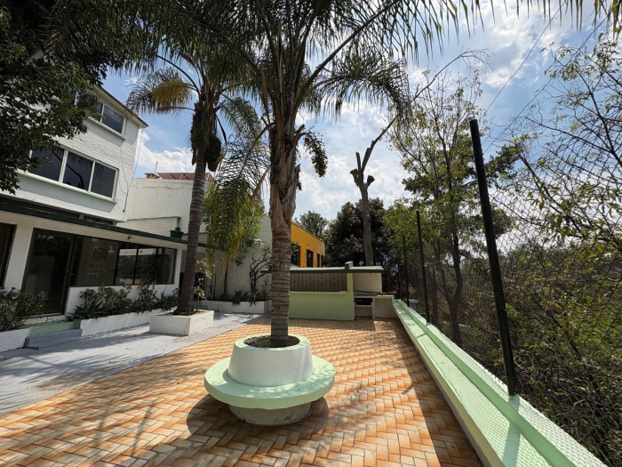 Casa en venta en Lomas del Huizachal, entre la Herradura y Conscripto