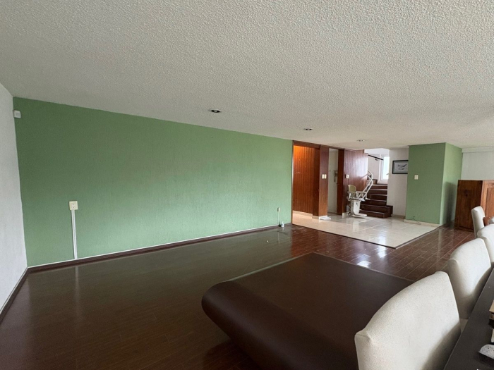 Casa en venta en Lomas del Huizachal, entre la Herradura y Conscripto