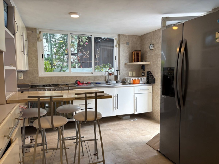 Casa en venta en Lomas del Huizachal, entre la Herradura y Conscripto