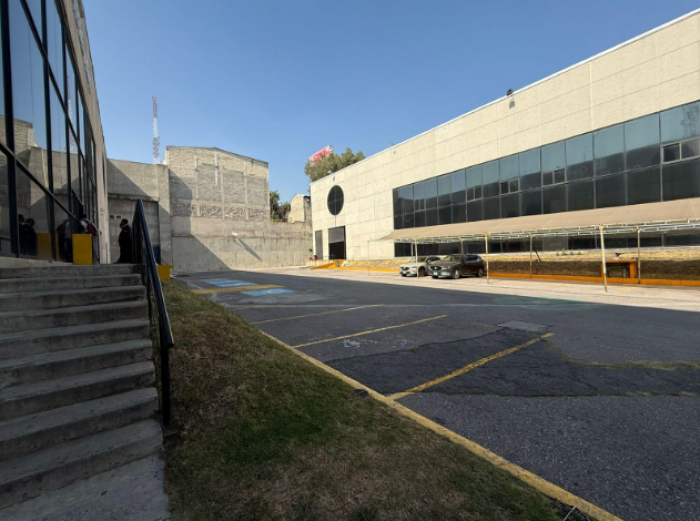 ¡Renta Nave Industrial en Tlalnepantla!