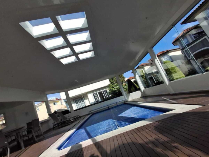 Venta de casa en conjunto de casitas en valle de las Palmas Interlomas