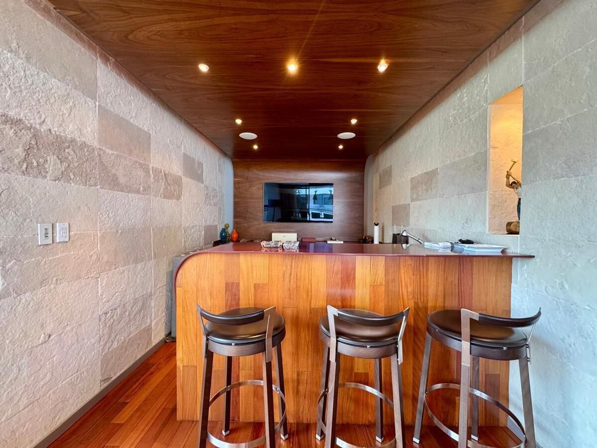vive la cima del lujo en este espectacular penthouse de 628 m2 en villa magna