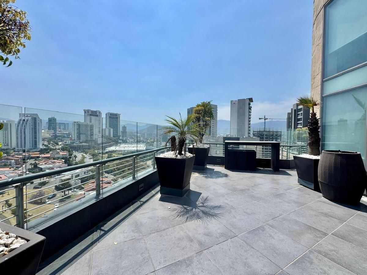 vive la cima del lujo en este espectacular penthouse de 628 m2 en villa magna