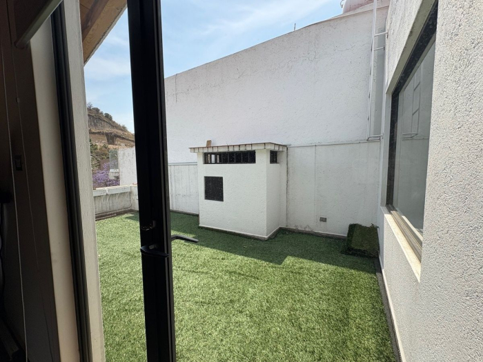 Casa en venta en Bosque real, calle privada con vigilancia