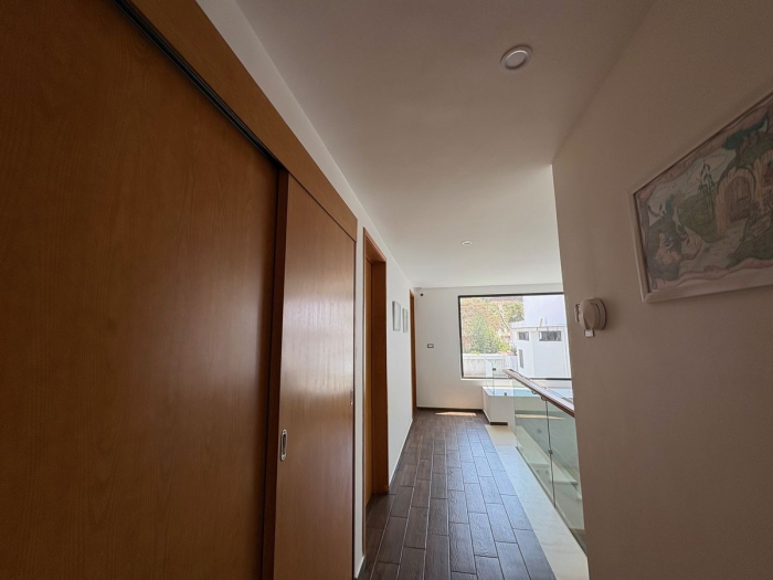 Casa en venta en Bosque real, calle privada con vigilancia