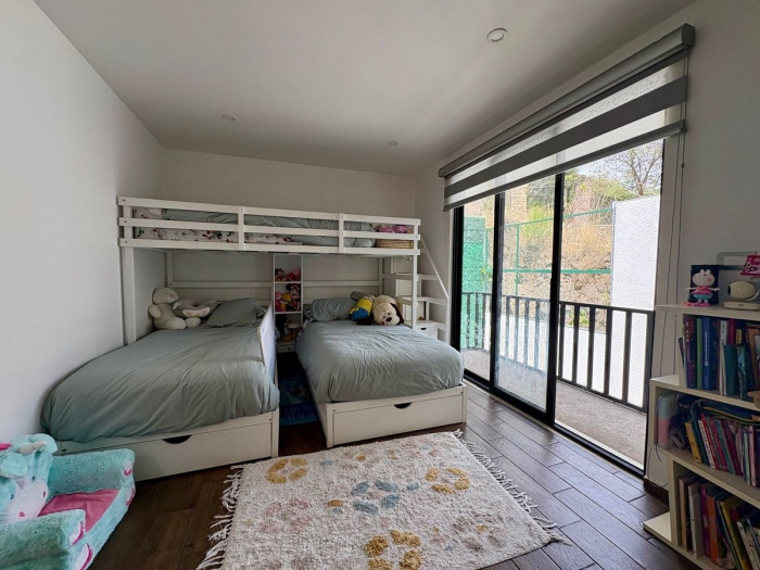 Casa en venta en Bosque real, calle privada con vigilancia