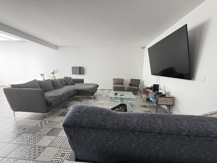 Casa en venta en Bosque real, calle privada con vigilancia