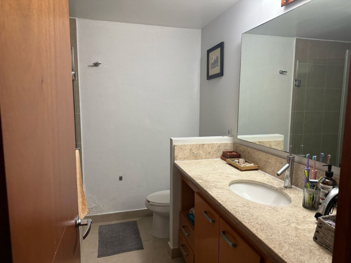 venta de departamento con excelente iluminación natural.