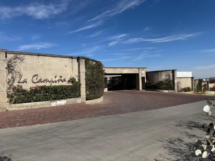 Terreno en Venta en Av. del Silencio, Bosque Real