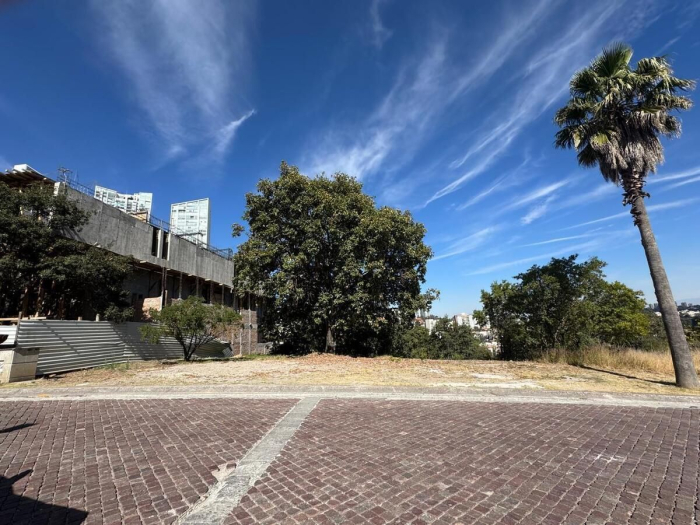 Terreno en Venta en Av. del Silencio, Bosque Real