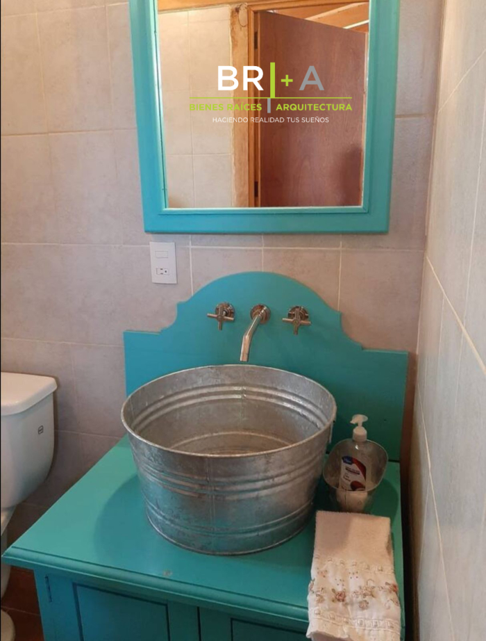 HERMOSA CASA CON ACCESO AL RIO