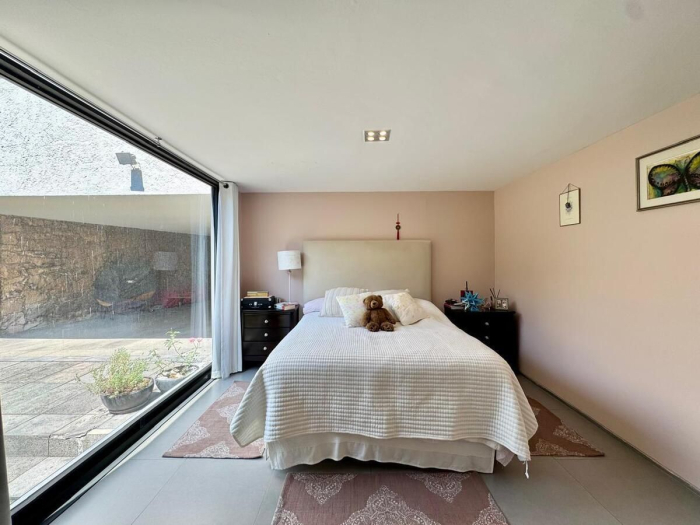 Magnifica casa en venta - Lomas Hipódromo