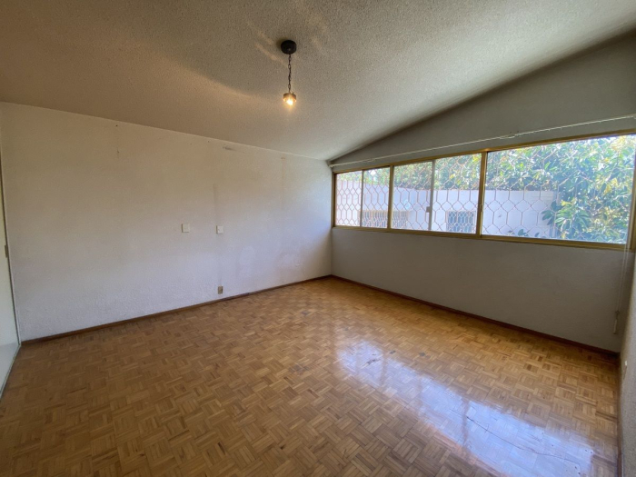 Casa en Venta. Satelite. Seguridad y amplios espacios.